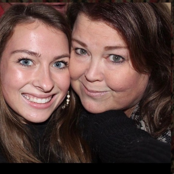 Meet your Posher, Jill - Picture 1 of 4